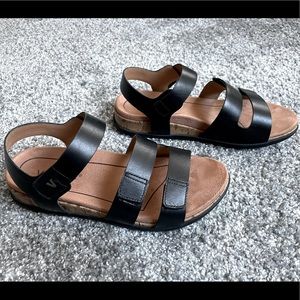 VIONIC Colleen Sandal